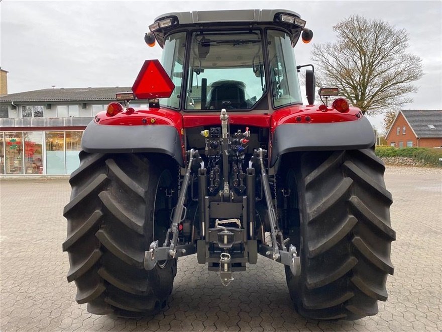 Traktor of the type Massey Ferguson 7S.180 Dyna-6 Efficient, Gebrauchtmaschine in Ringe (Picture 2)