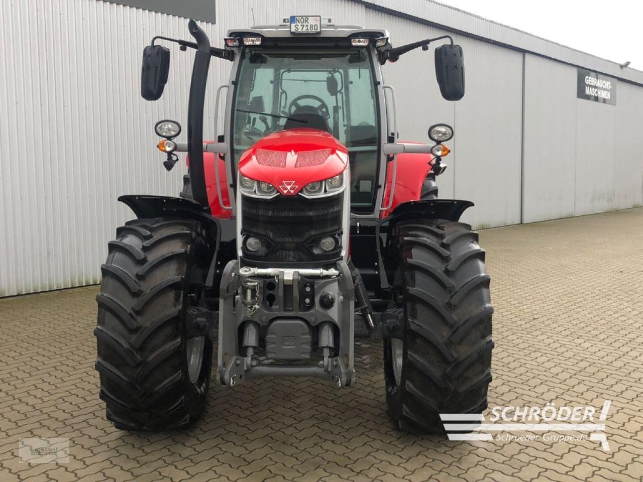 Traktor typu Massey Ferguson 7S.180 DYNA-VT EFFICIENT, Neumaschine w Ahlerstedt (Zdjęcie 3)