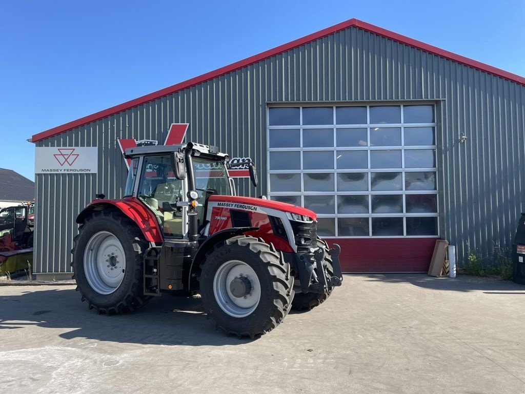 Traktor от тип Massey Ferguson 7S.190 DYNA-VT EFFICIENT, Neumaschine в MARIENHEEM (Снимка 1)