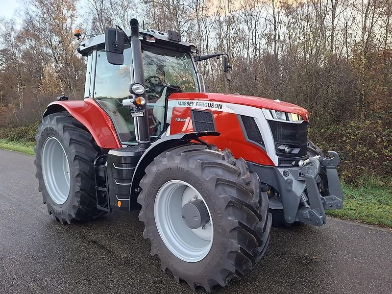 Traktor des Typs Massey Ferguson 7S.190 DynaVT, Neumaschine in Itterbeck (Bild 8)