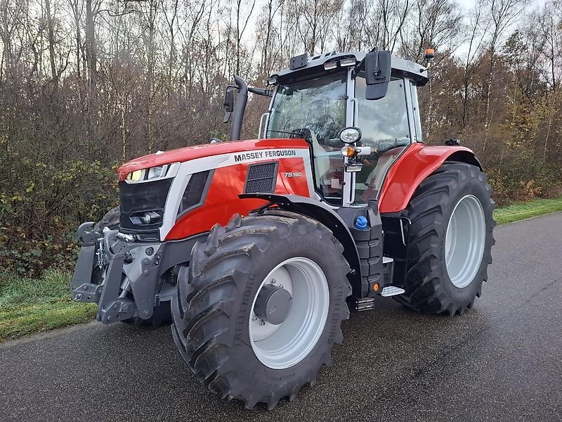 Traktor Türe ait Massey Ferguson 7S.190 DynaVT, Neumaschine içinde Itterbeck