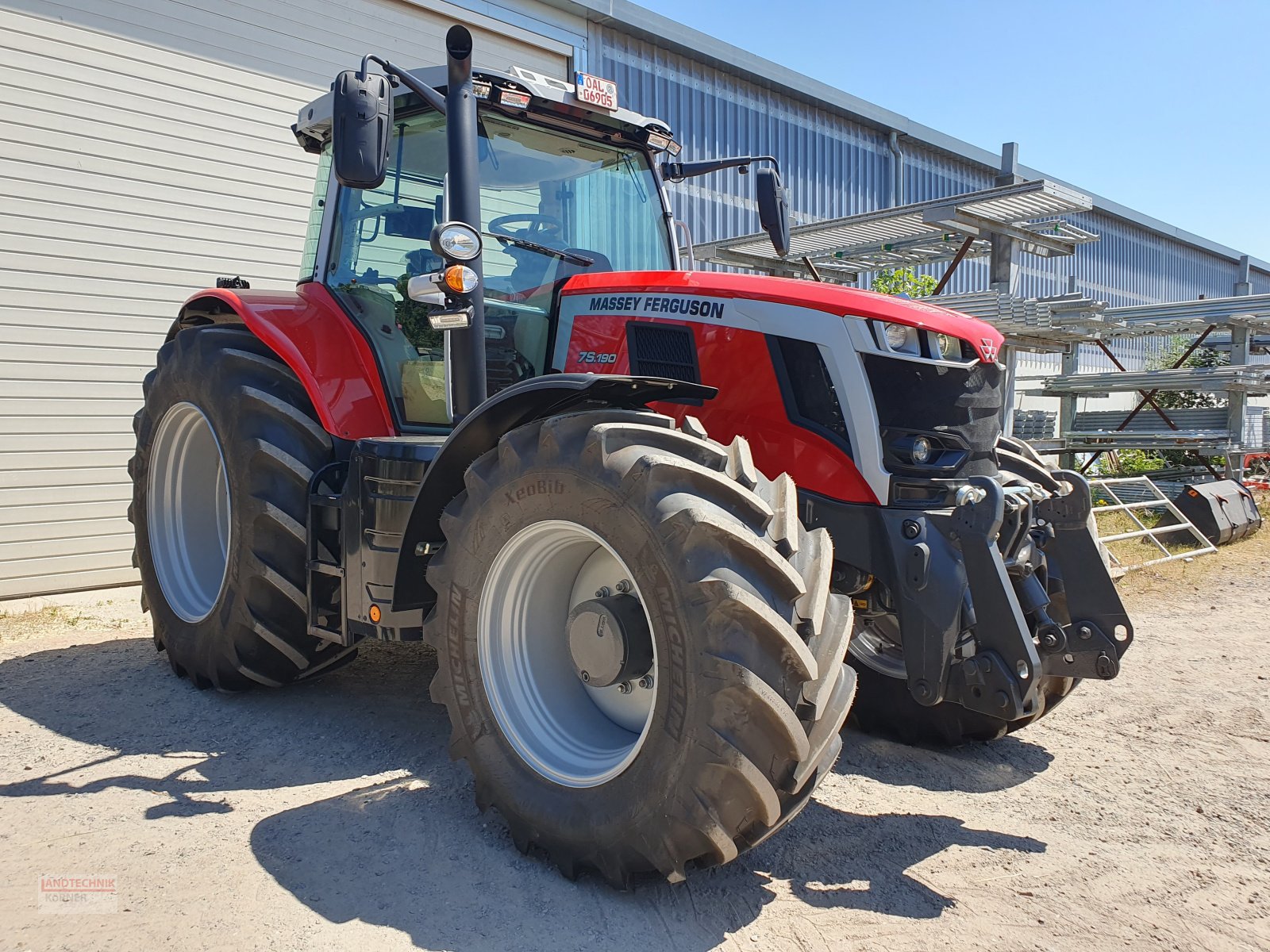 Traktor του τύπου Massey Ferguson 7S.190, Neumaschine σε Kirkel-Altstadt (Φωτογραφία 7)