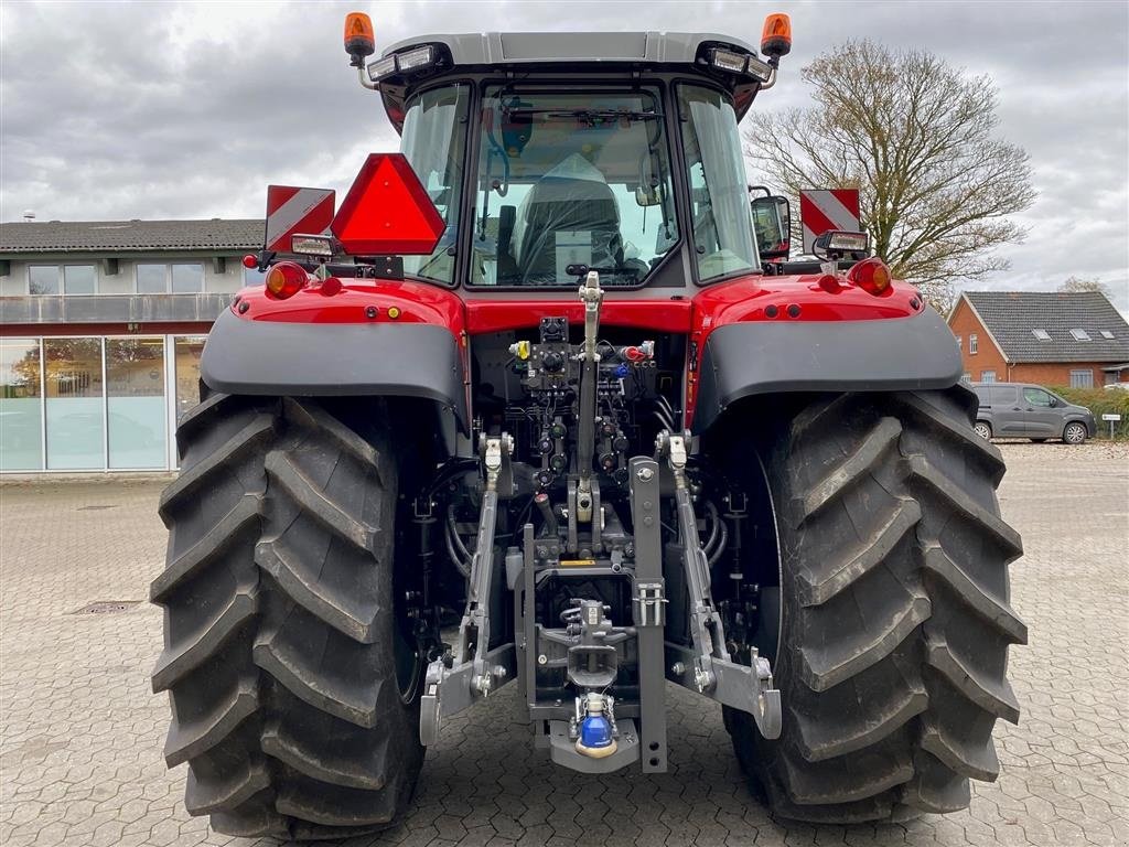 Traktor of the type Massey Ferguson 7S.210 Dyna VT Exclusive Trinløs, Gebrauchtmaschine in Ringe (Picture 4)