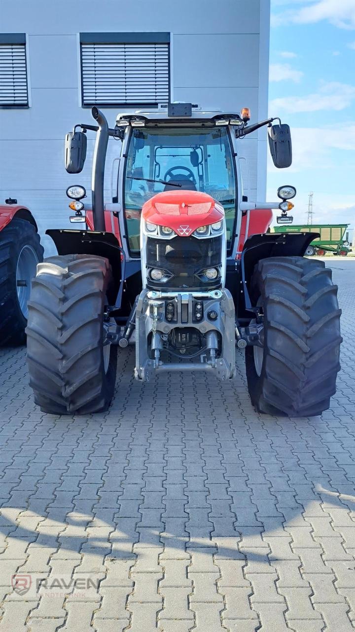 Traktor van het type Massey Ferguson 7S.210 Dyna-VT Exclusive, Neumaschine in Sulingen (Foto 3)