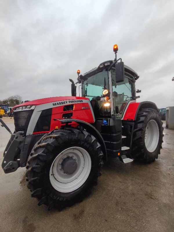 Traktor des Typs Massey Ferguson 8 S 245, Gebrauchtmaschine in FRESNAY LE COMTE (Bild 2)