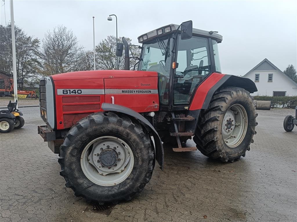 Traktor типа Massey Ferguson 8140 Dyna Shift, Gebrauchtmaschine в Egtved (Фотография 2)