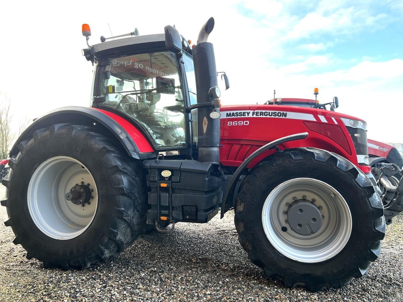 Traktor typu Massey Ferguson 8690 DYNA VT, Gebrauchtmaschine w Viborg (Zdjęcie 5)