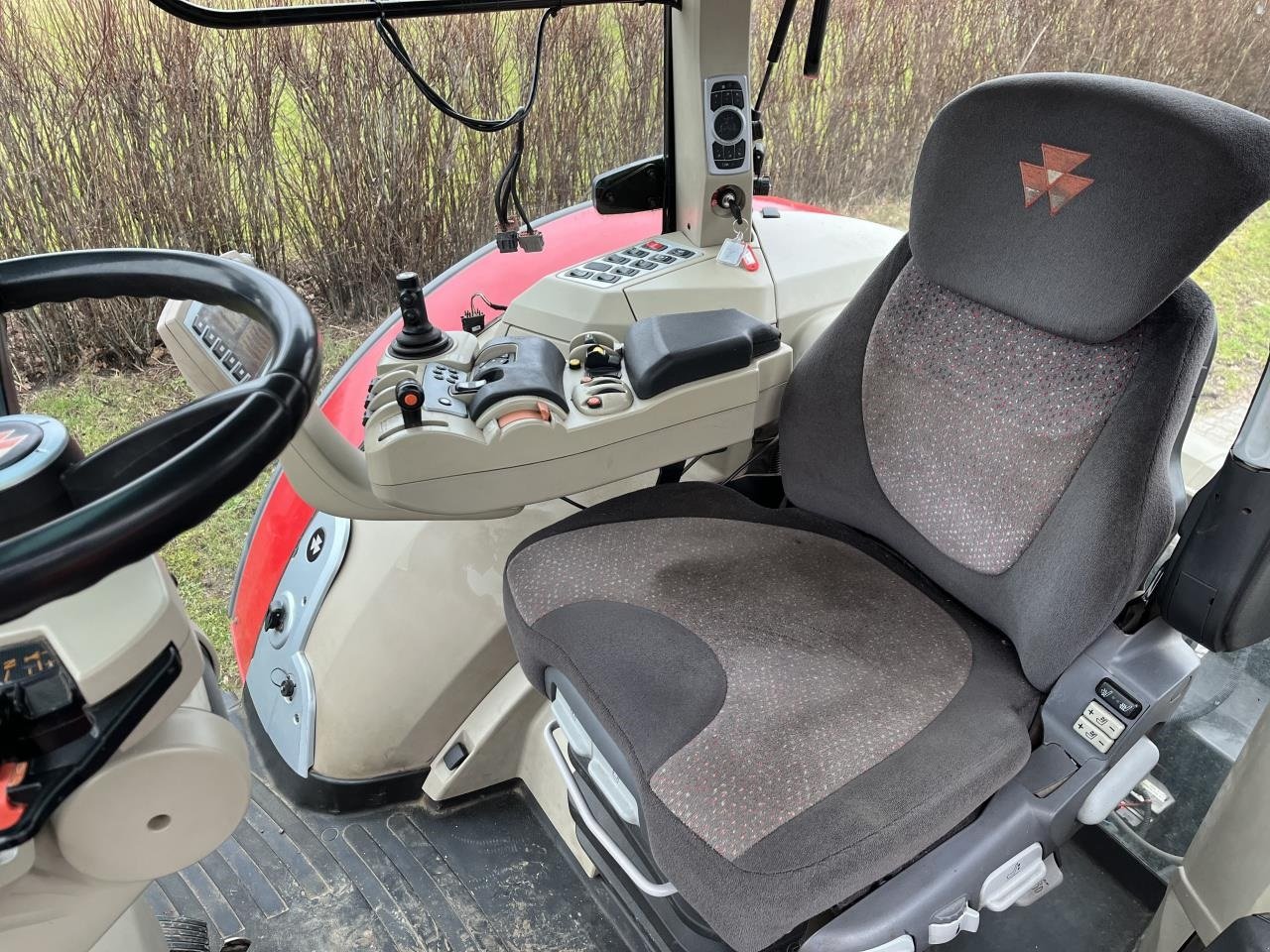 Traktor van het type Massey Ferguson 8690 DYNA VT, Gebrauchtmaschine in Odder (Foto 6)