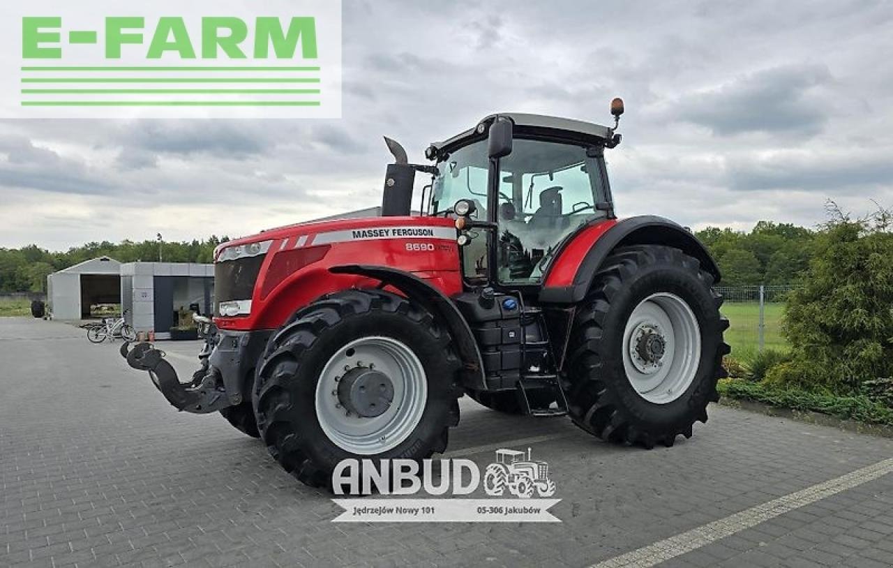 Traktor del tipo Massey Ferguson 8690, Gebrauchtmaschine en JAKUBÓW (Imagen 2)