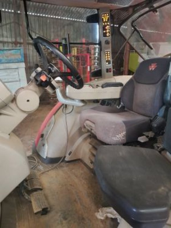 Traktor del tipo Massey Ferguson 8730, Gebrauchtmaschine en Belleville sur Meuse (Imagen 3)