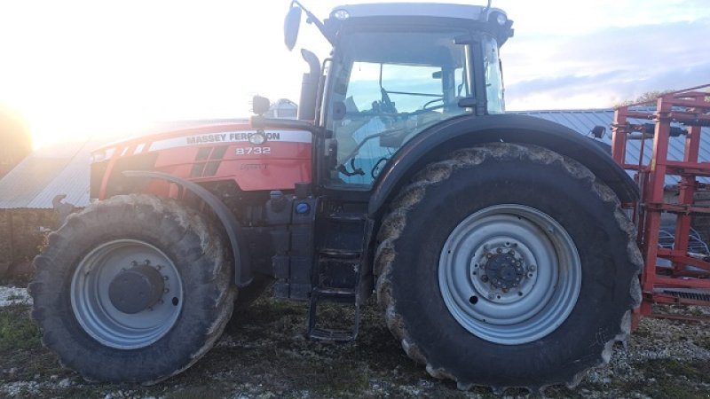 Traktor za tip Massey Ferguson 8732, Gebrauchtmaschine u PITHIVIERS Cedex (Slika 3)