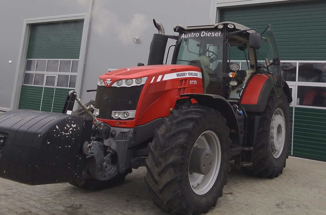 Traktor of the type Massey Ferguson 8735 S Dyna-VT, Gebrauchtmaschine in Orţişoara (Picture 1)