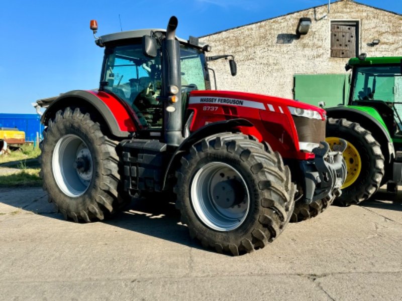 Traktor typu Massey Ferguson 8737 DynaVT, Gebrauchtmaschine w Liebenwalde (Zdjęcie 1)