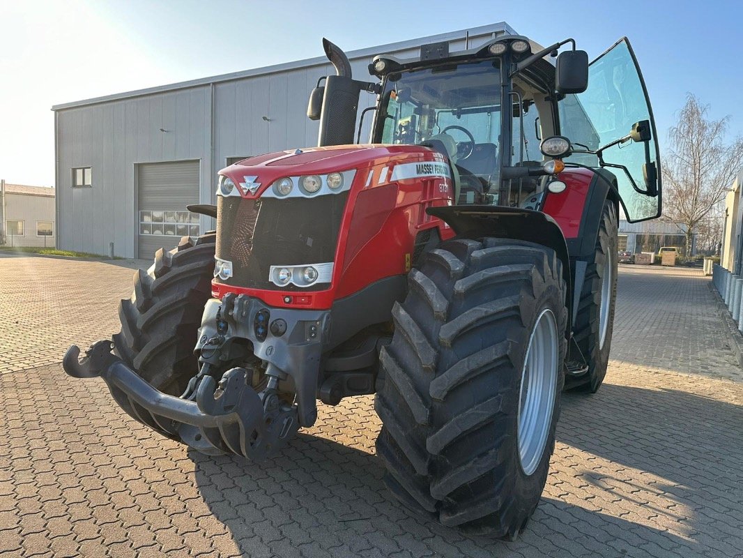 Traktor of the type Massey Ferguson 8737 DynaVT, Gebrauchtmaschine in Liebenwalde (Picture 14)