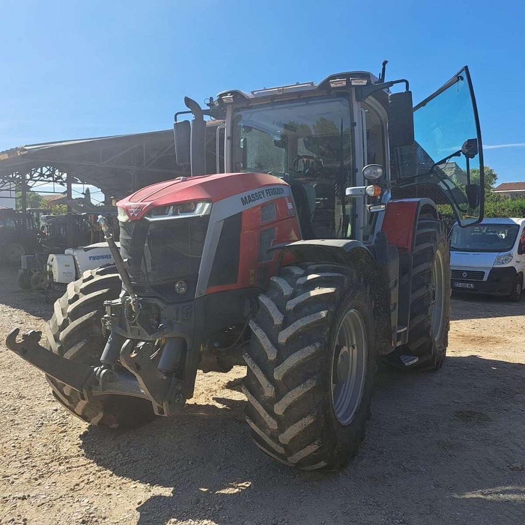 Traktor typu Massey Ferguson 8S 205, Gebrauchtmaschine v NOVES (Obrázek 1)