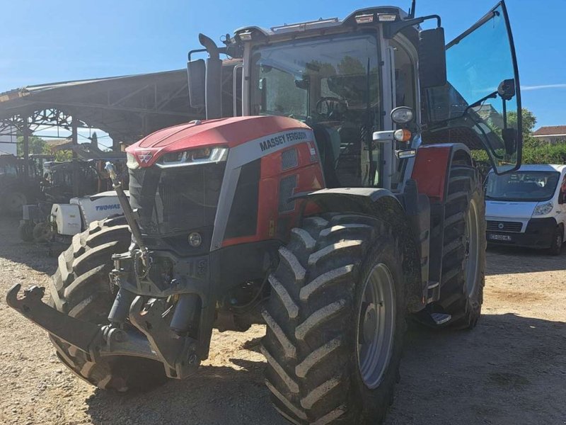 Traktor типа Massey Ferguson 8S 205, Gebrauchtmaschine в NOVES