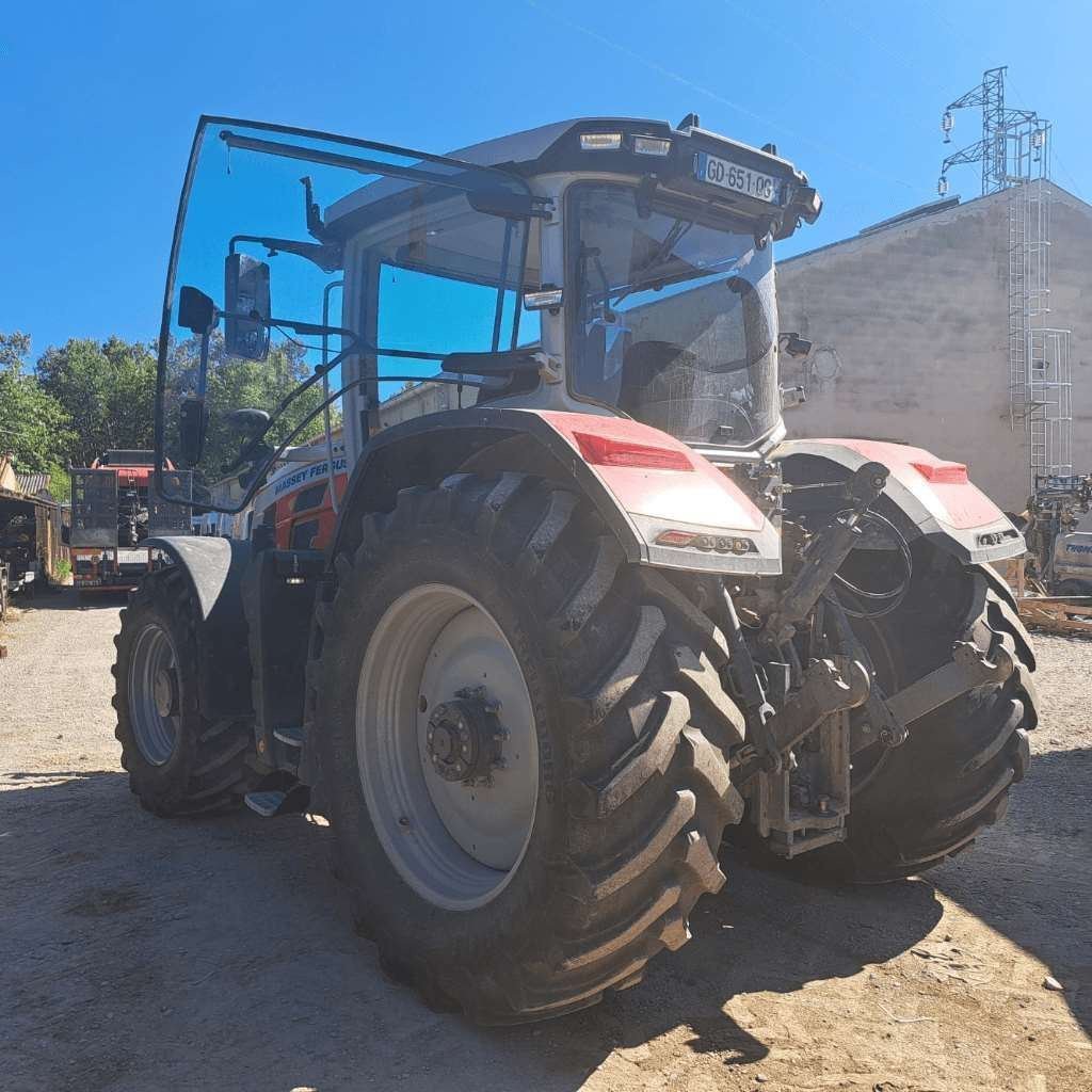 Traktor типа Massey Ferguson 8S 205, Gebrauchtmaschine в NOVES (Фотография 3)