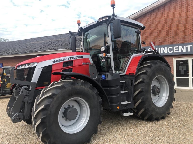 Traktor des Typs Massey Ferguson 8S.205 DYNA E-POWER, Gebrauchtmaschine in Toftlund (Bild 1)