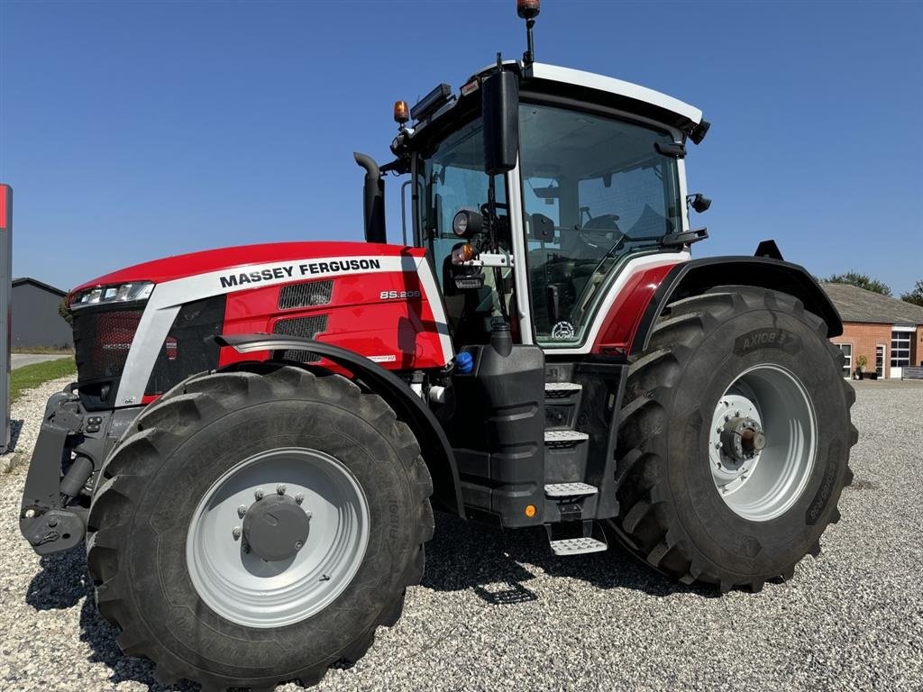 Traktor Türe ait Massey Ferguson 8S.205 E-Power Exclusive, Gebrauchtmaschine içinde Hadsten (resim 1)