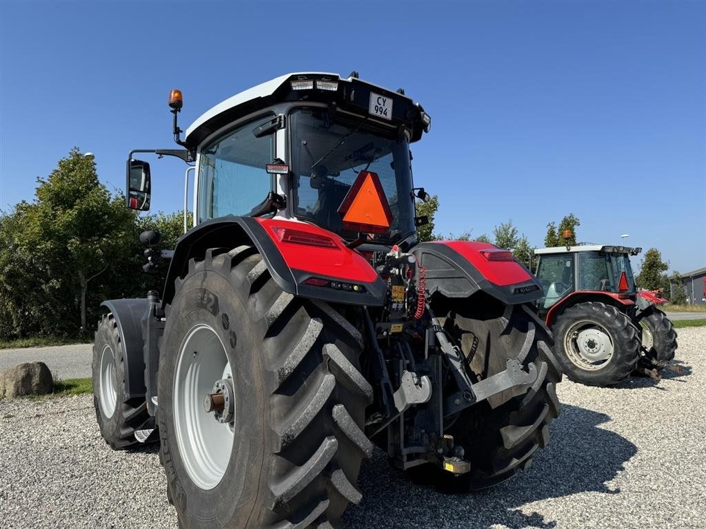 Traktor des Typs Massey Ferguson 8S.205 E-Power Exclusive, Gebrauchtmaschine in Hadsten (Bild 5)