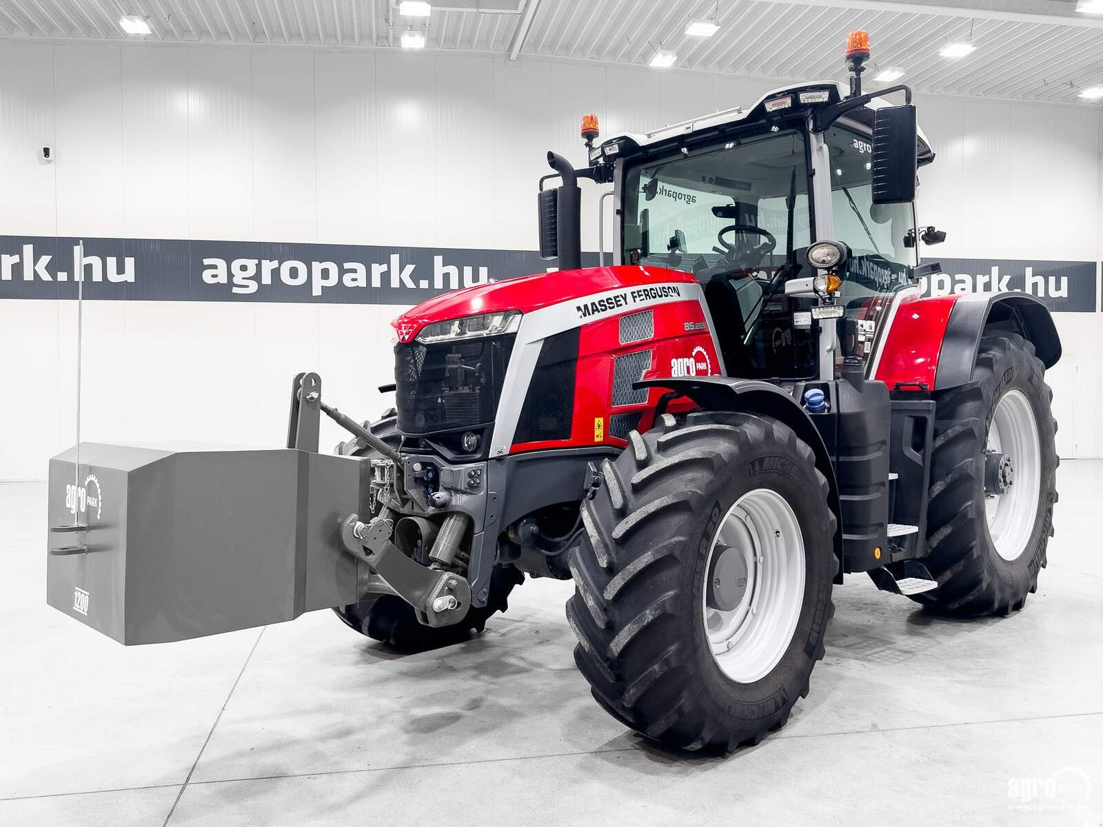 Traktor του τύπου Massey Ferguson 8S.205 EXDE, Gebrauchtmaschine σε Csengele (Φωτογραφία 1)