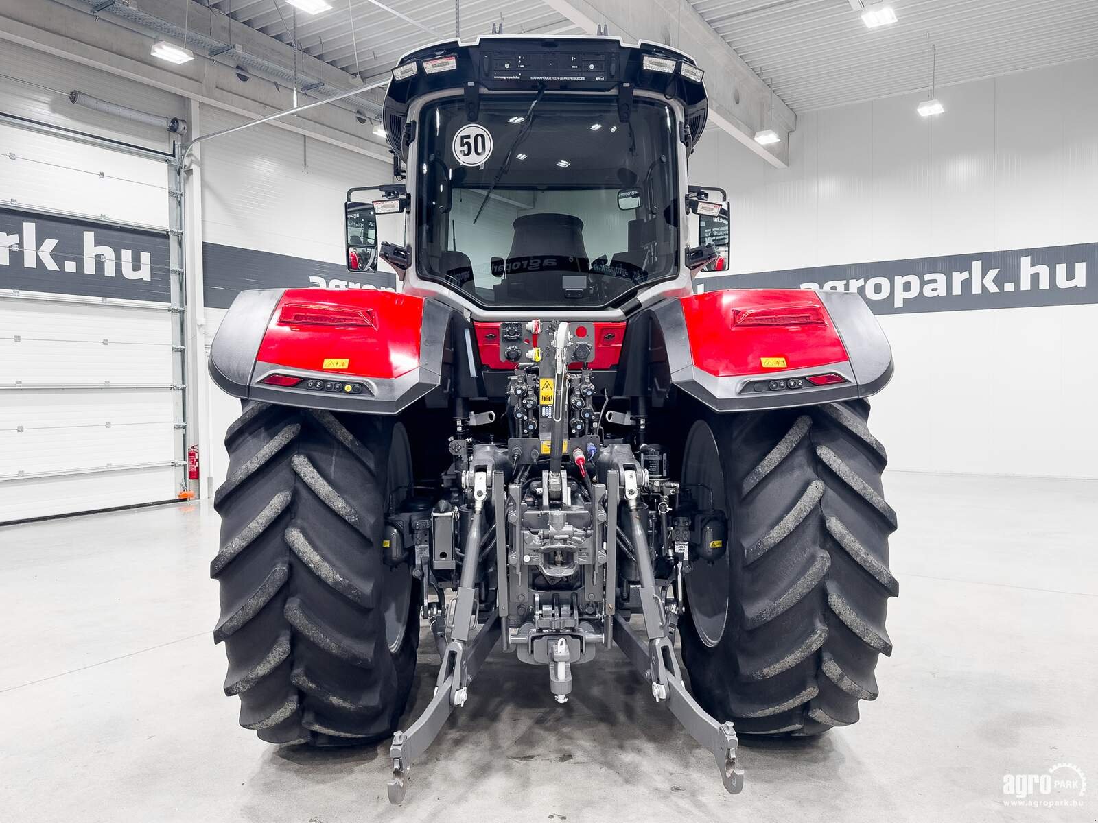 Traktor typu Massey Ferguson 8S.205 EXDE, Gebrauchtmaschine v Csengele (Obrázok 5)