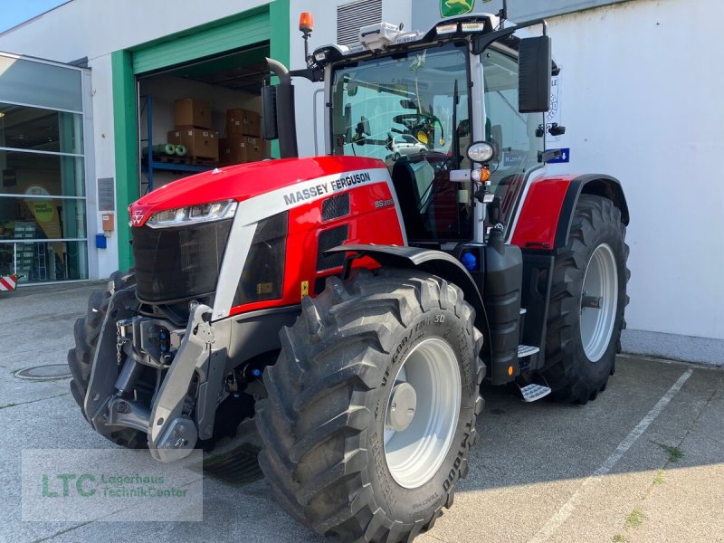 Traktor des Typs Massey Ferguson 8S.205, Gebrauchtmaschine in Herzogenburg (Bild 1)