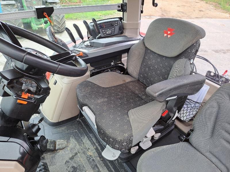 Traktor van het type Massey Ferguson 8S.205, Gebrauchtmaschine in VOUZIERS (Foto 7)