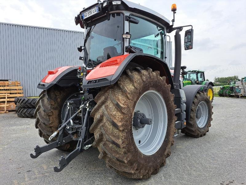 Traktor Türe ait Massey Ferguson 8S.205, Gebrauchtmaschine içinde VOUZIERS (resim 4)