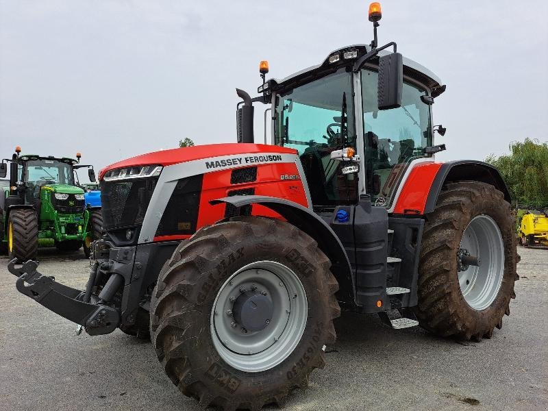 Traktor Türe ait Massey Ferguson 8S.205, Gebrauchtmaschine içinde SAINTE-MENEHOULD (resim 1)