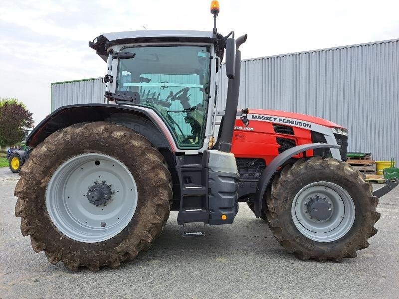 Traktor Türe ait Massey Ferguson 8S.205, Gebrauchtmaschine içinde VOUZIERS (resim 3)