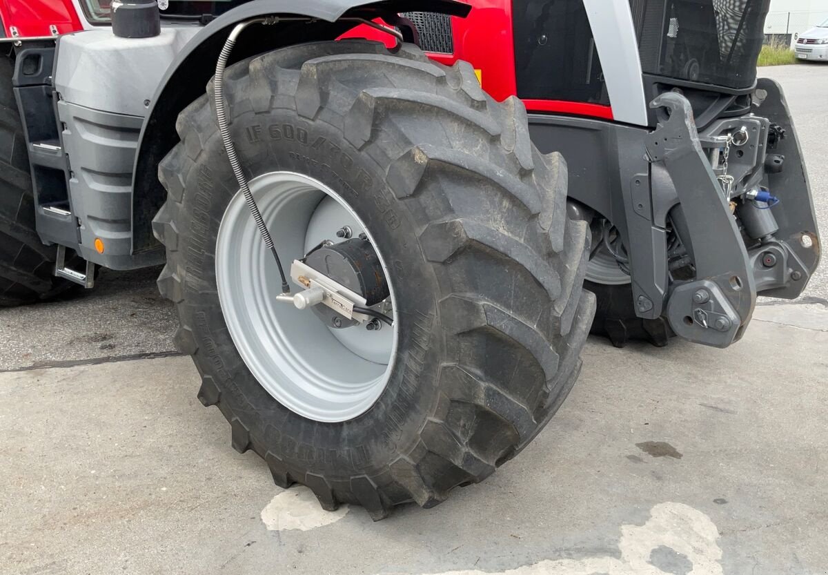 Traktor tip Massey Ferguson 8S.225 Dyna E-Power EXC, Gebrauchtmaschine in Zwettl (Poză 16)