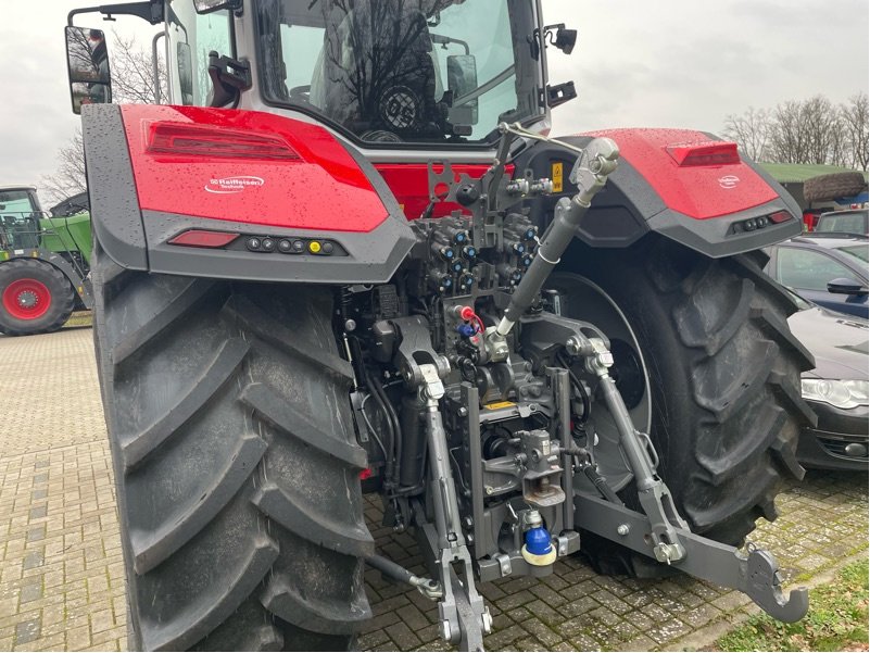 Traktor типа Massey Ferguson 8S.225 Dyna-VT EXCLUSIVE, Neumaschine в Voitze (Фотография 4)