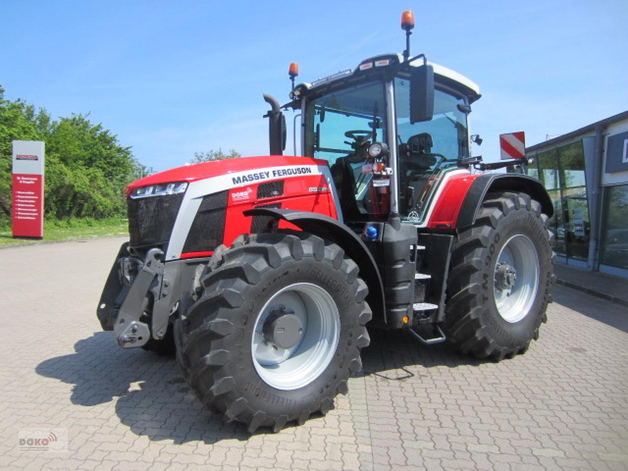 Traktor типа Massey Ferguson 8S.225 Dyny-VT Excl., Gebrauchtmaschine в Schoenberg (Фотография 1)