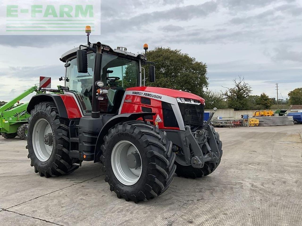 Traktor del tipo Massey Ferguson 8s.225 exclusive dyna-vt tractor Exclusive, Gebrauchtmaschine en SHAFTESBURY (Imagen 3)