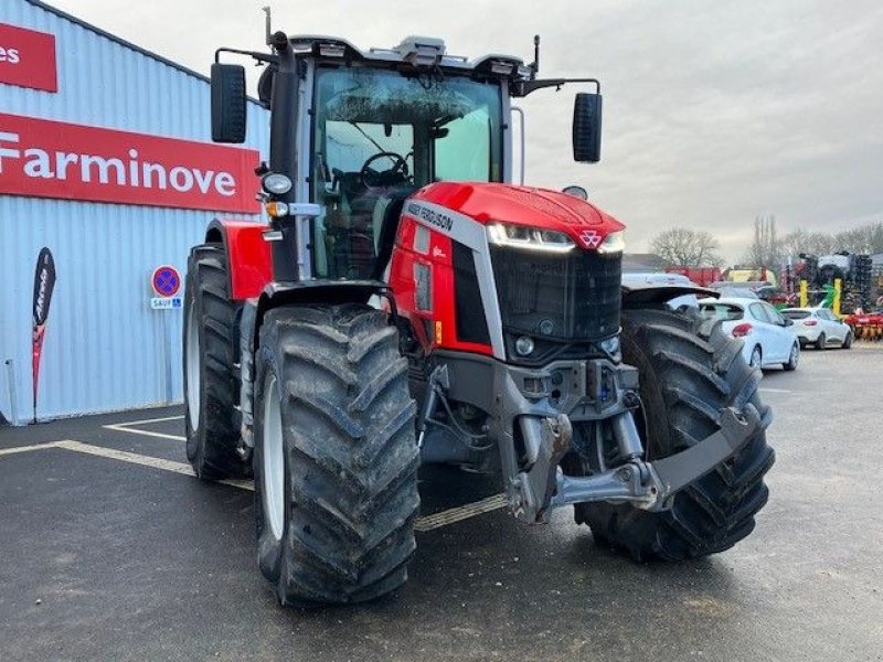 Traktor typu Massey Ferguson 8S245 DYNA 7 EXCLUSIVE, Gebrauchtmaschine w POUSSAY (Zdjęcie 1)