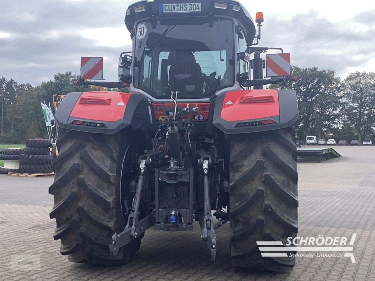 Traktor типа Massey Ferguson 8S.245 DYNA-VT EXCLUSIVE, Neumaschine в Lastrup (Фотография 3)