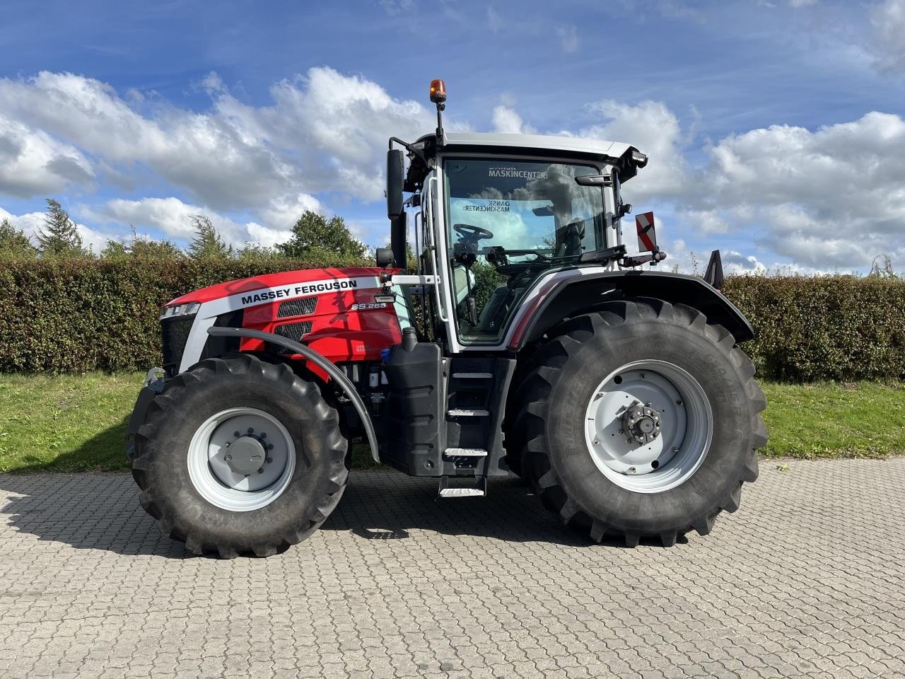 Traktor tip Massey Ferguson 8S.265 DYNA E-POWER, Gebrauchtmaschine in Toftlund (Poză 2)