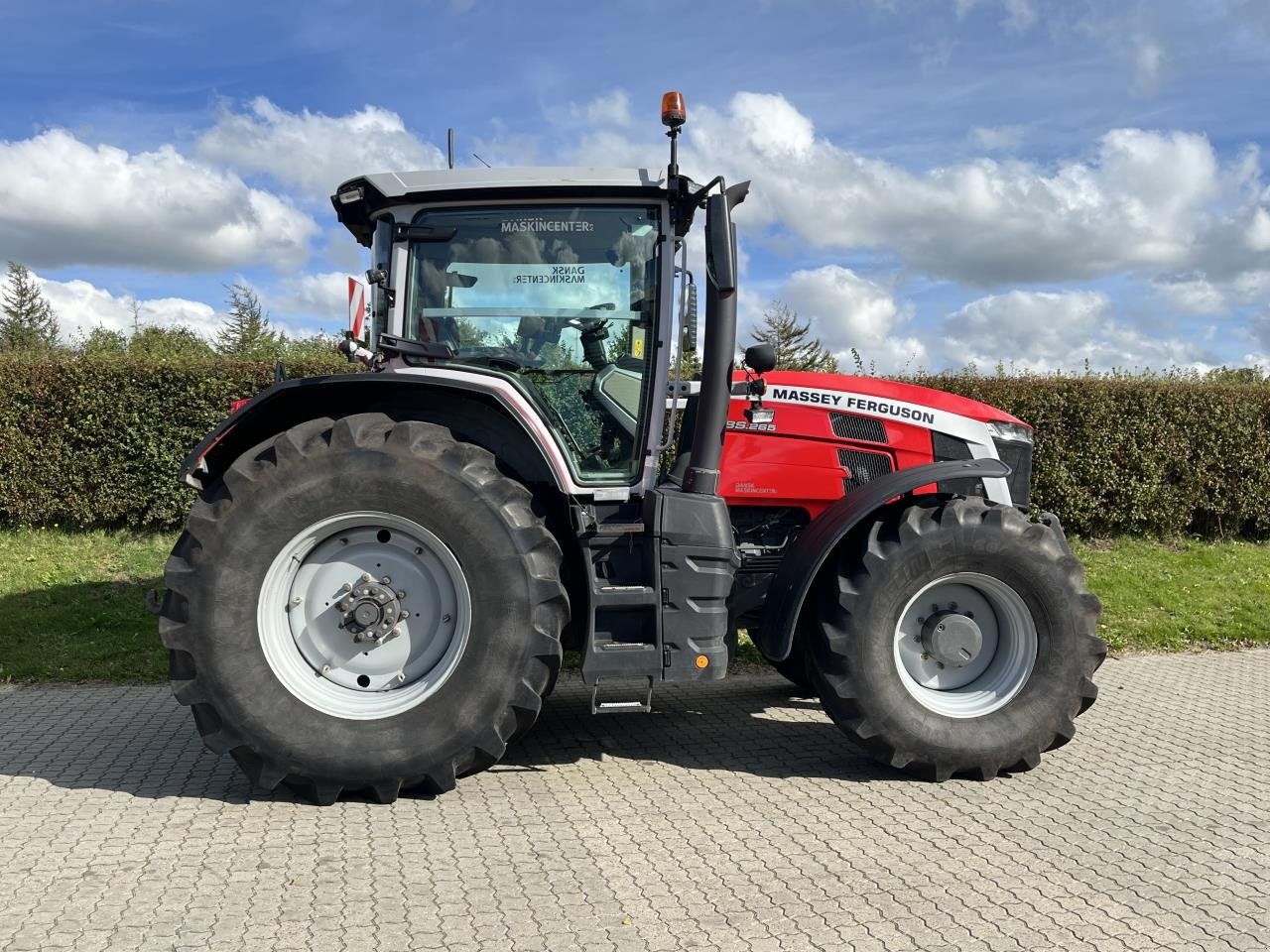 Traktor tip Massey Ferguson 8S.265 DYNA E-POWER, Gebrauchtmaschine in Toftlund (Poză 3)