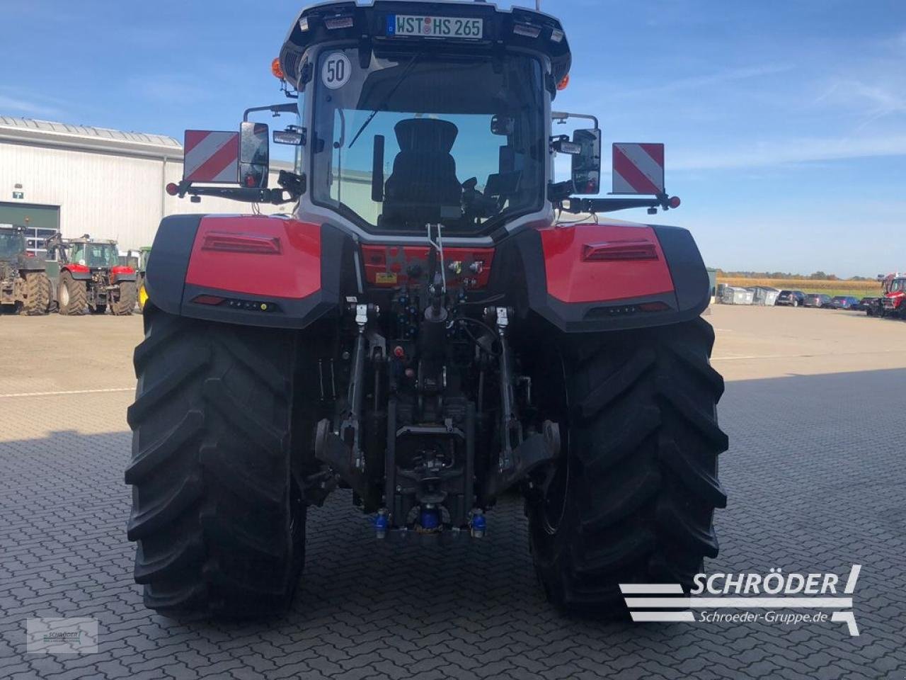 Traktor del tipo Massey Ferguson 8S.265 DYNA-VT EXCLUSIVE, Neumaschine In Ahlerstedt (Immagine 4)