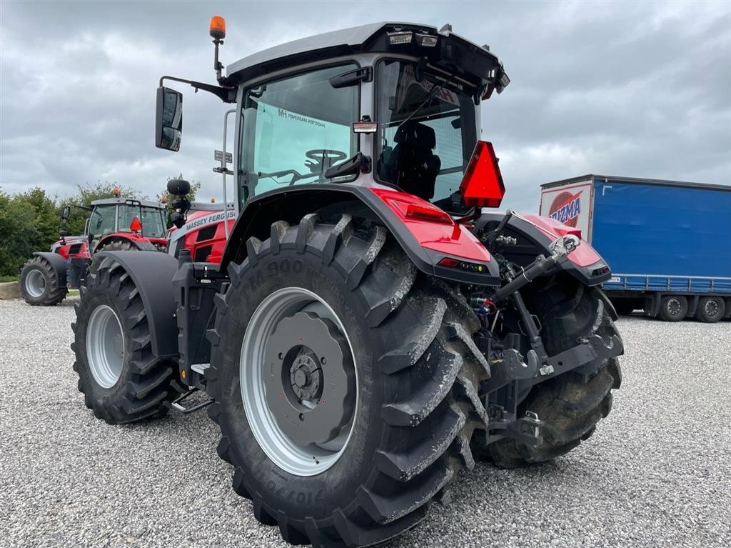 Traktor Türe ait Massey Ferguson 8S.305 Dyna VT Demo kørt 230 timer, Gebrauchtmaschine içinde Hadsten (resim 6)