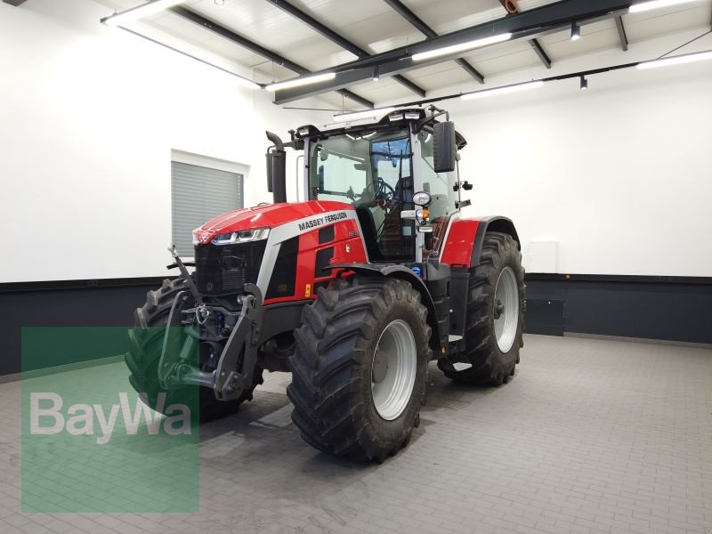 Traktor van het type Massey Ferguson 8S.305 DYNA-VT EXCLUSIVE, Gebrauchtmaschine in Manching (Foto 9)