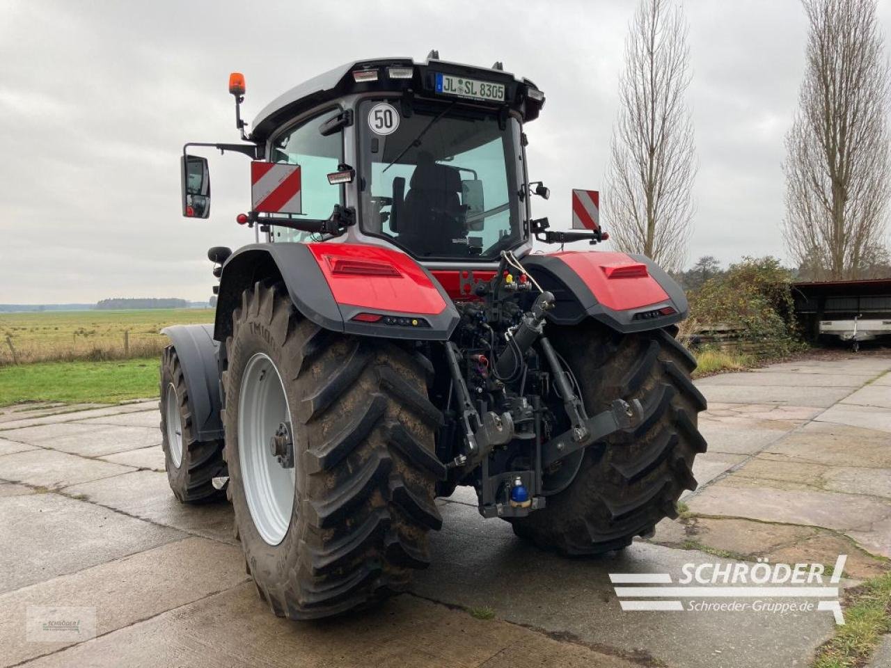 Traktor типа Massey Ferguson 8S.305 DYNA-VT EXCLUSIVE, Neumaschine в Böhne (Фотография 10)