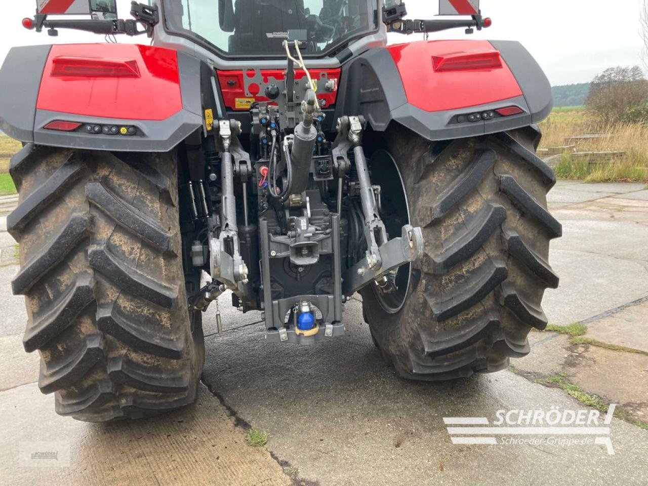 Traktor типа Massey Ferguson 8S.305 DYNA-VT EXCLUSIVE, Neumaschine в Böhne (Фотография 11)