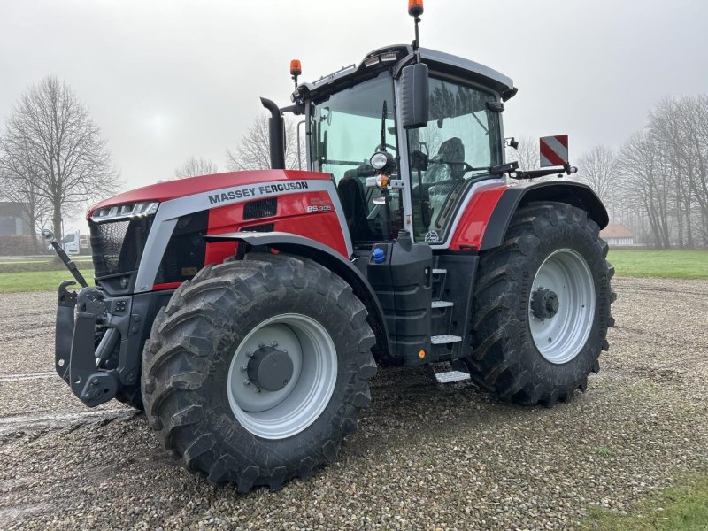 Traktor типа Massey Ferguson 8S.305 DYNA VT., Gebrauchtmaschine в Jelling (Фотография 1)