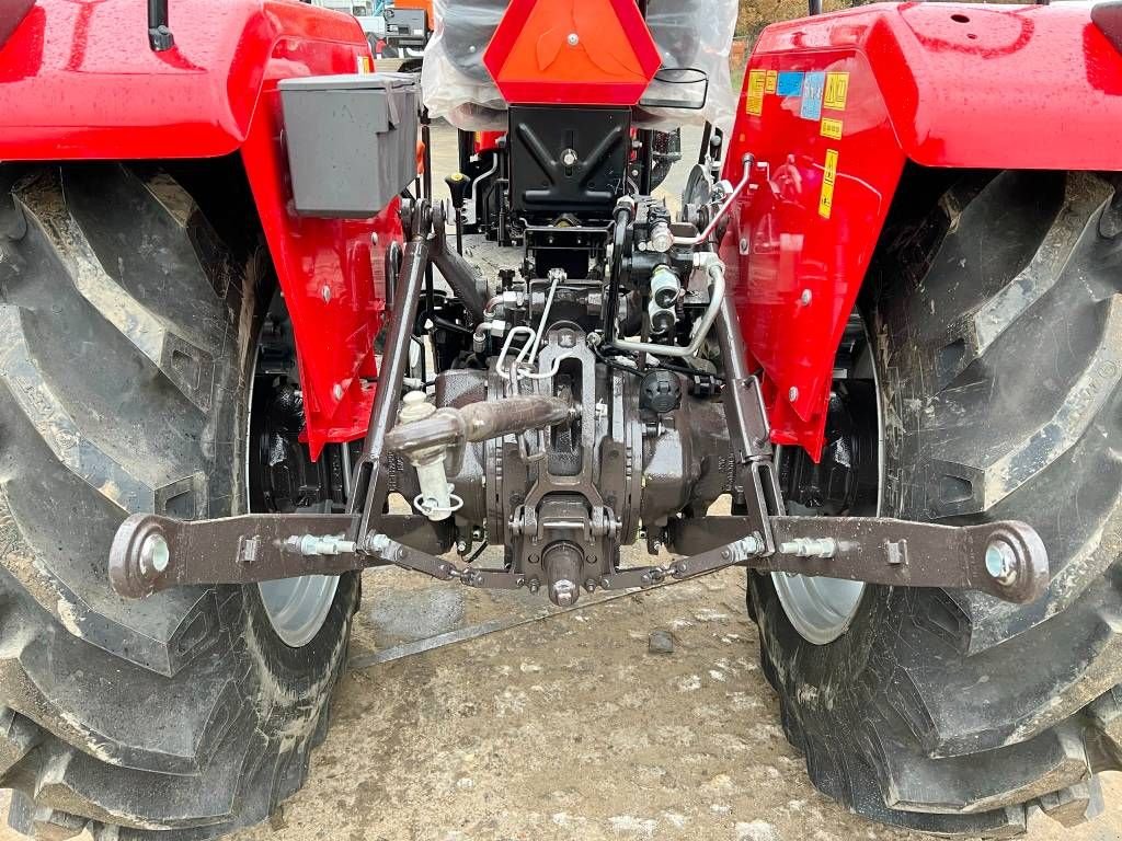 Traktor del tipo Massey Ferguson 9500 Smart 4WD 58HP - New / Unused, Neumaschine In Veldhoven (Immagine 9)