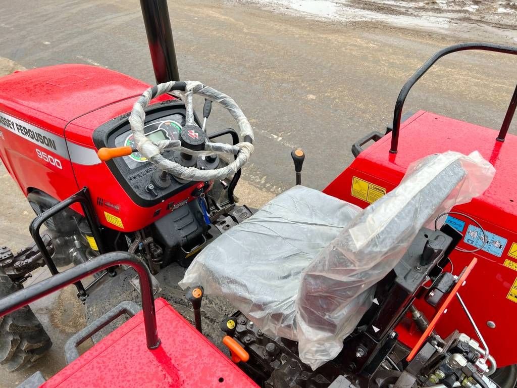 Traktor del tipo Massey Ferguson 9500 Smart 4WD 58HP - New / Unused, Neumaschine In Veldhoven (Immagine 7)