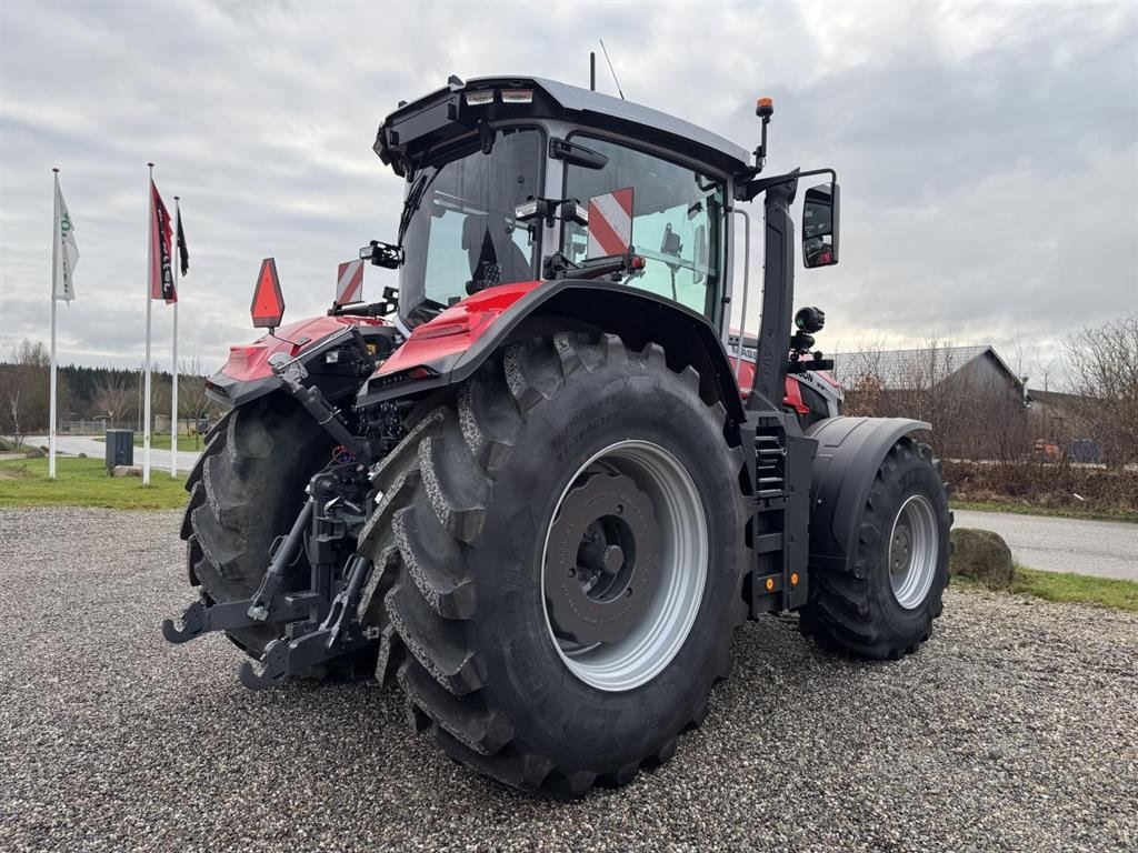 Traktor του τύπου Massey Ferguson 9S.425 Dyna VT Exclusive Finansiering fra 0,98%, Gebrauchtmaschine σε Hadsten (Φωτογραφία 5)