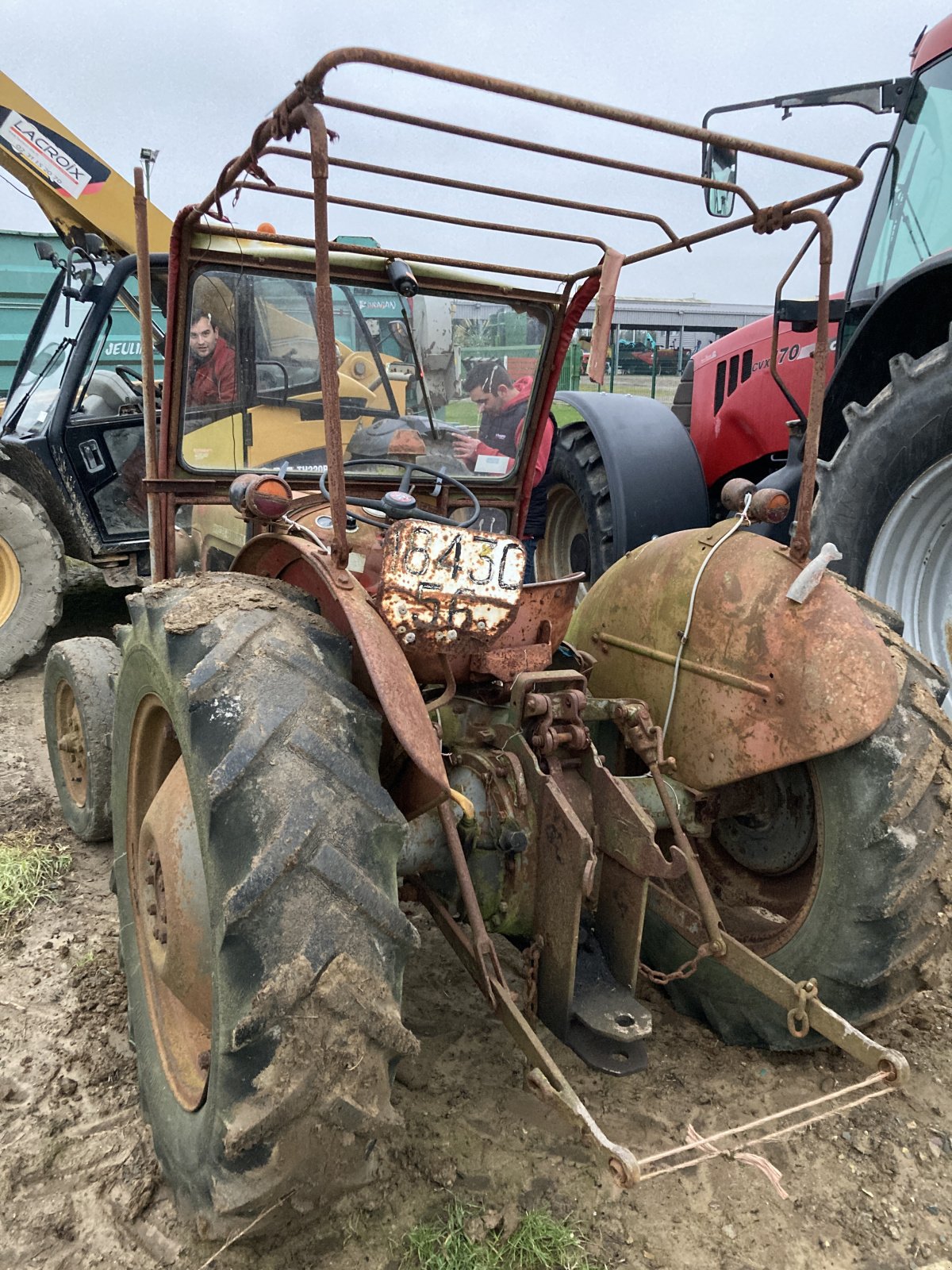 Traktor от тип Massey Ferguson DIVERS, Gebrauchtmaschine в CINTHEAUX (Снимка 3)