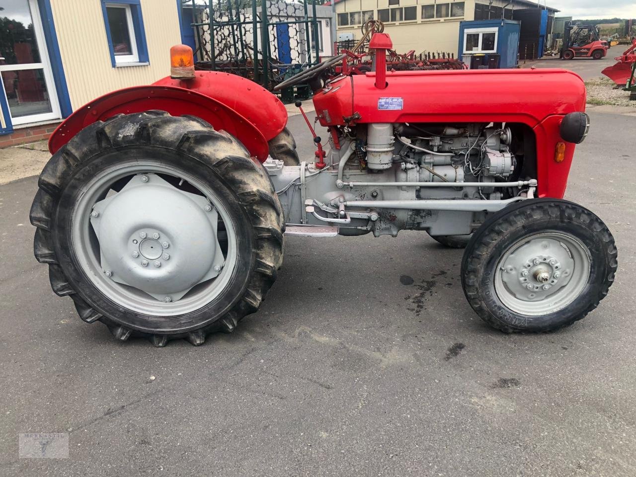 Traktor типа Massey Ferguson L12L, Gebrauchtmaschine в Pragsdorf (Фотография 3)